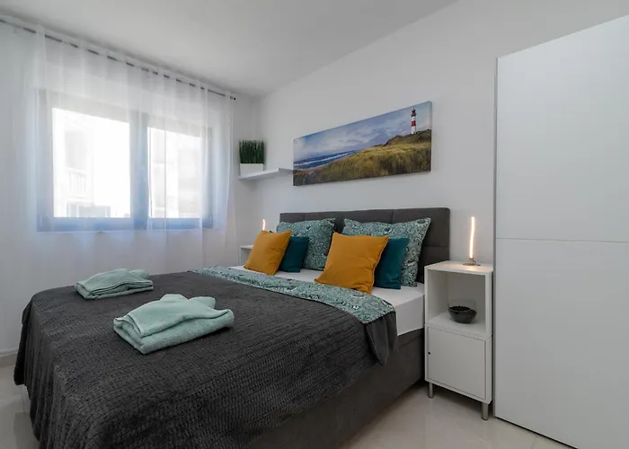 Ap. No. 6 - Sea Breeze Appartement