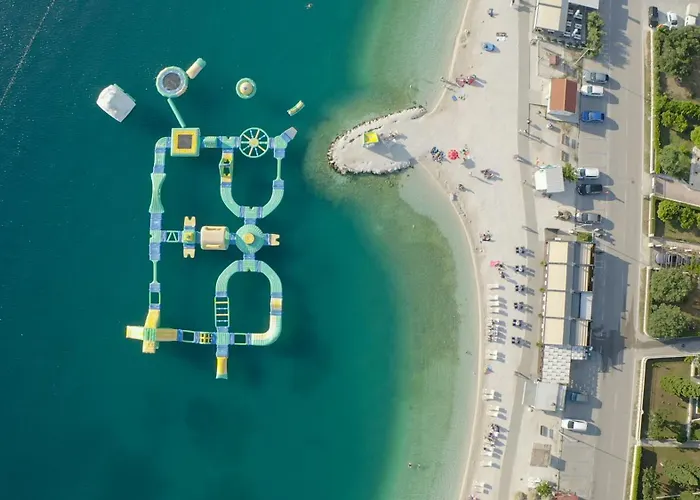 Ap. No. 6 - Sea Breeze